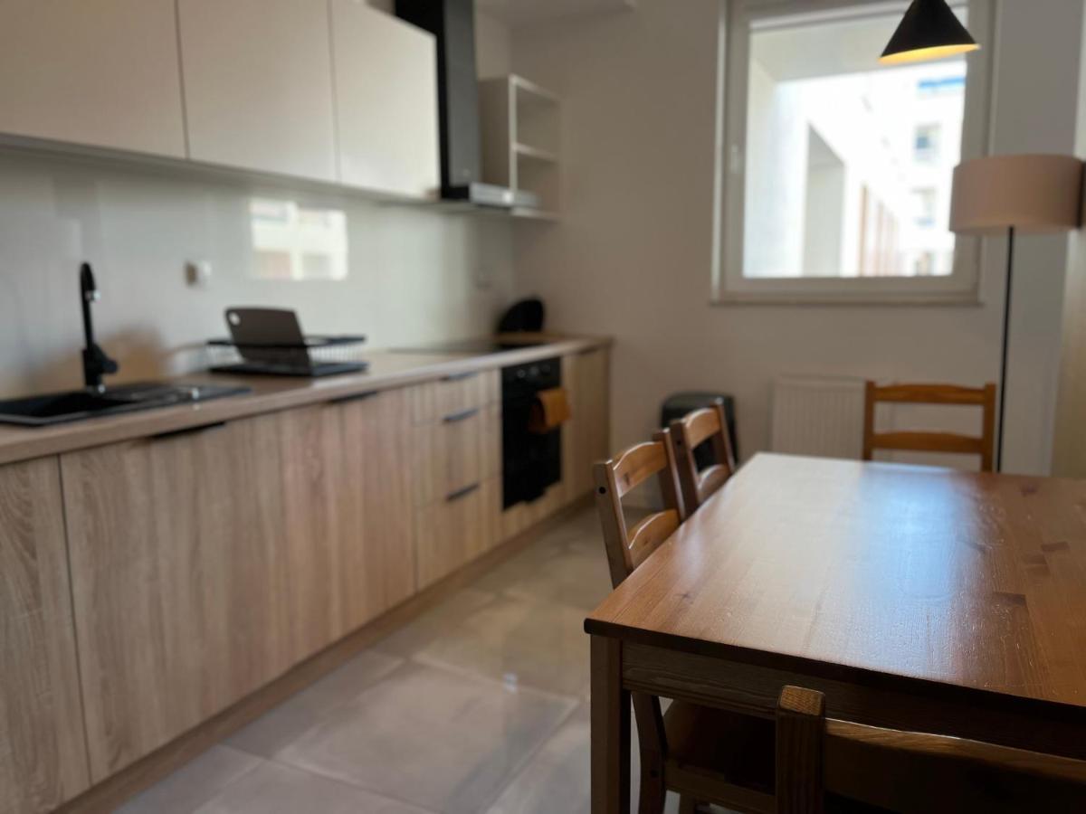 ורשה Vizja Apartments Kolska 9 מראה חיצוני תמונה