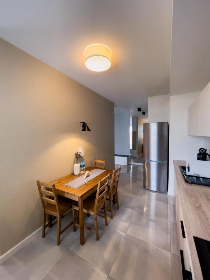 ורשה Vizja Apartments Kolska 9 מראה חיצוני תמונה