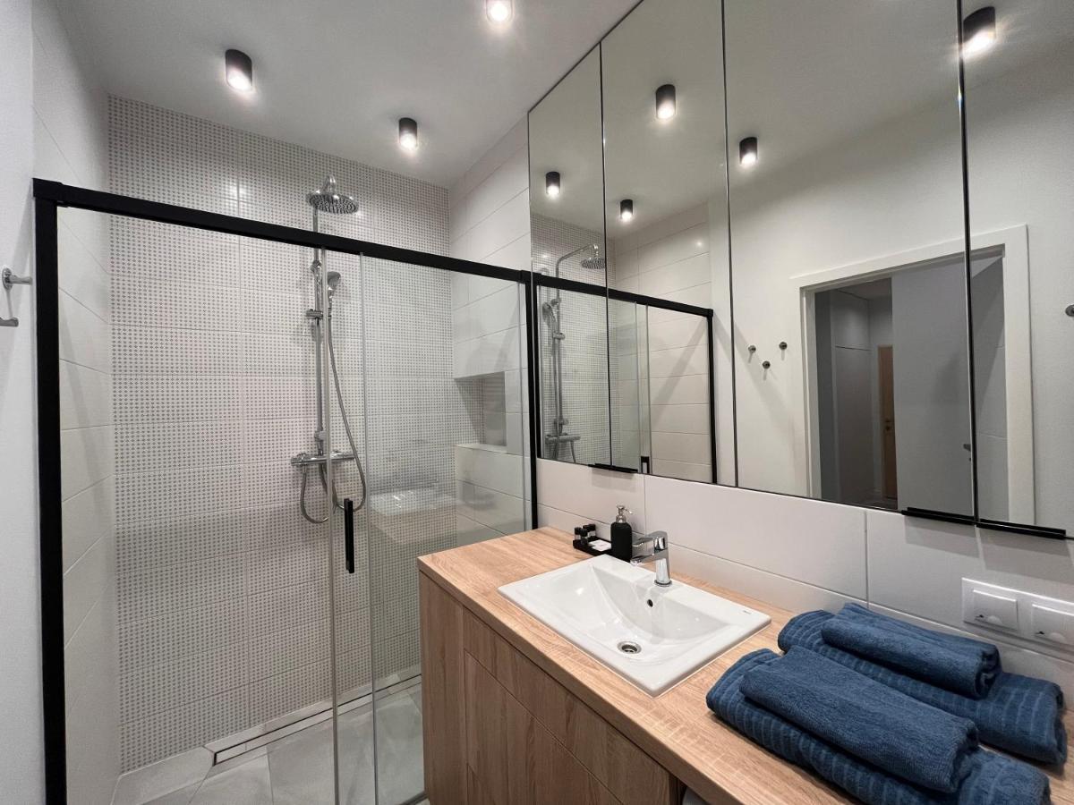 ורשה Vizja Apartments Kolska 9 מראה חיצוני תמונה