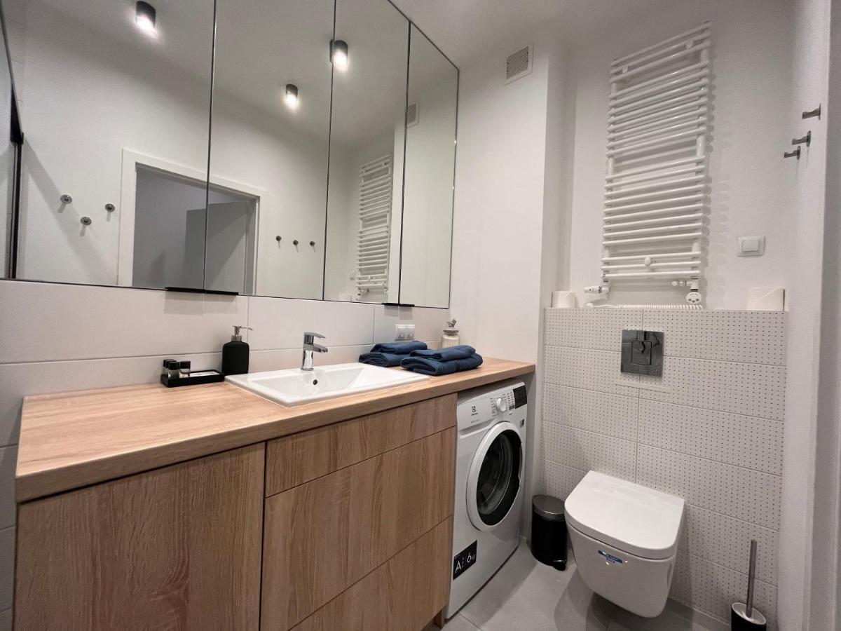 ורשה Vizja Apartments Kolska 9 מראה חיצוני תמונה